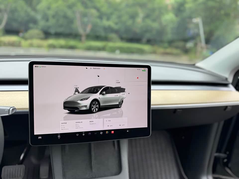 Tesla Model Y Tesla Model Y