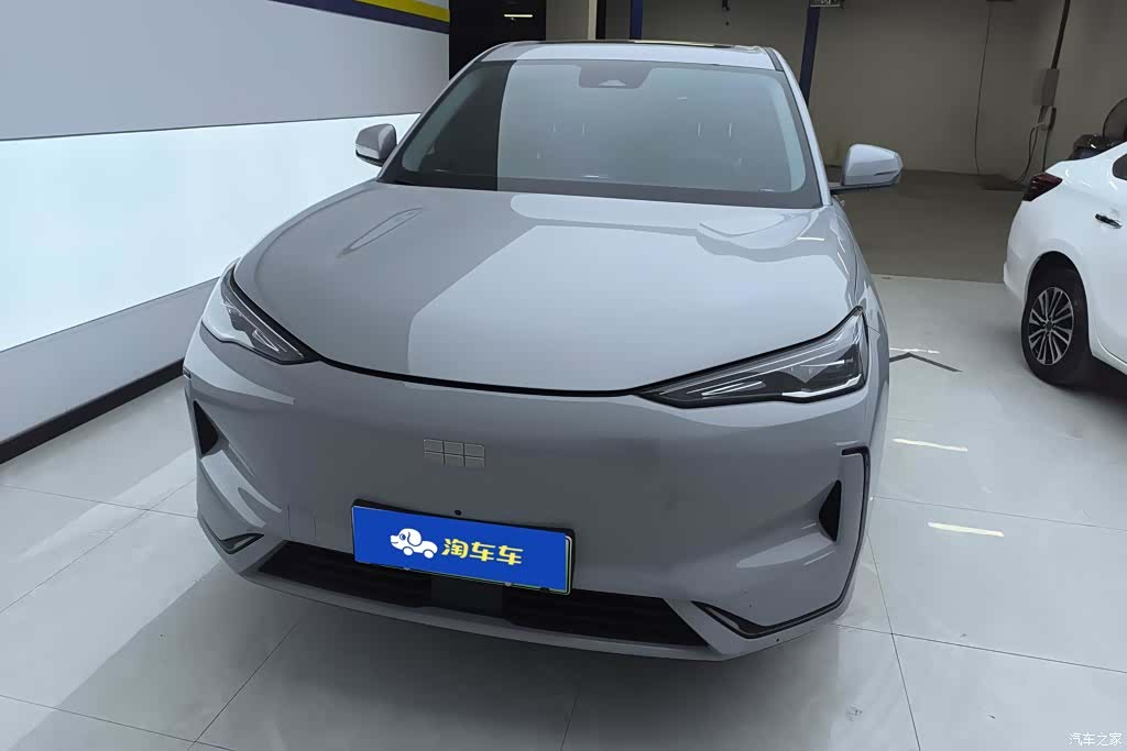 Geely Galaxy E5, 2025 2
