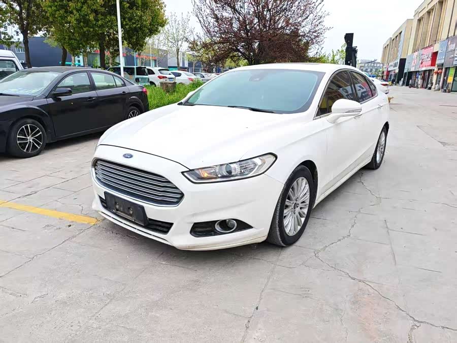 Ford Mondeo 2015, фото 1