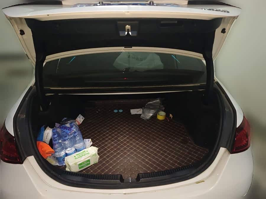 Mercedes-Benz C-Class 2023, фото 10