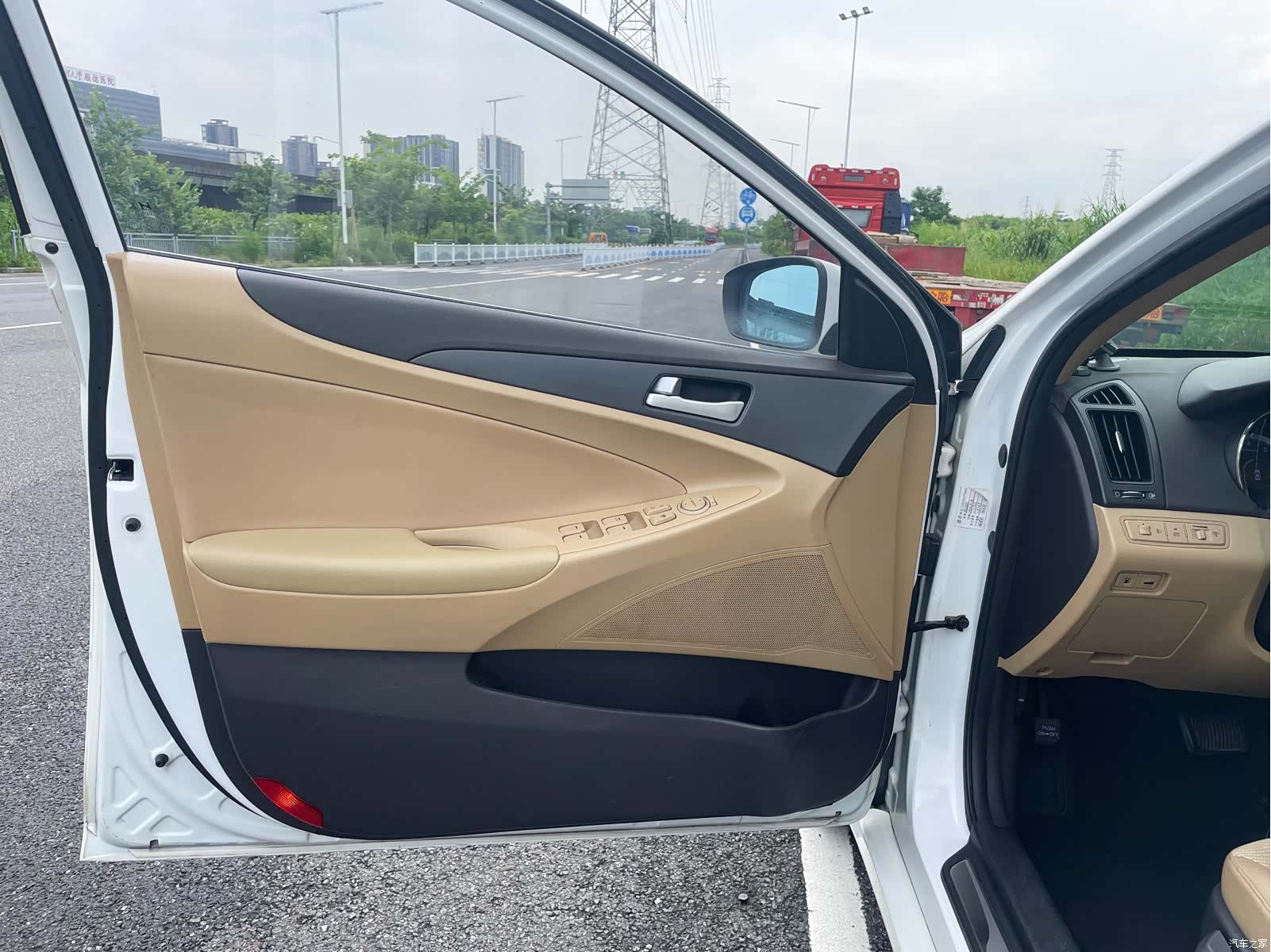 Hyundai Sonata, 2014 11