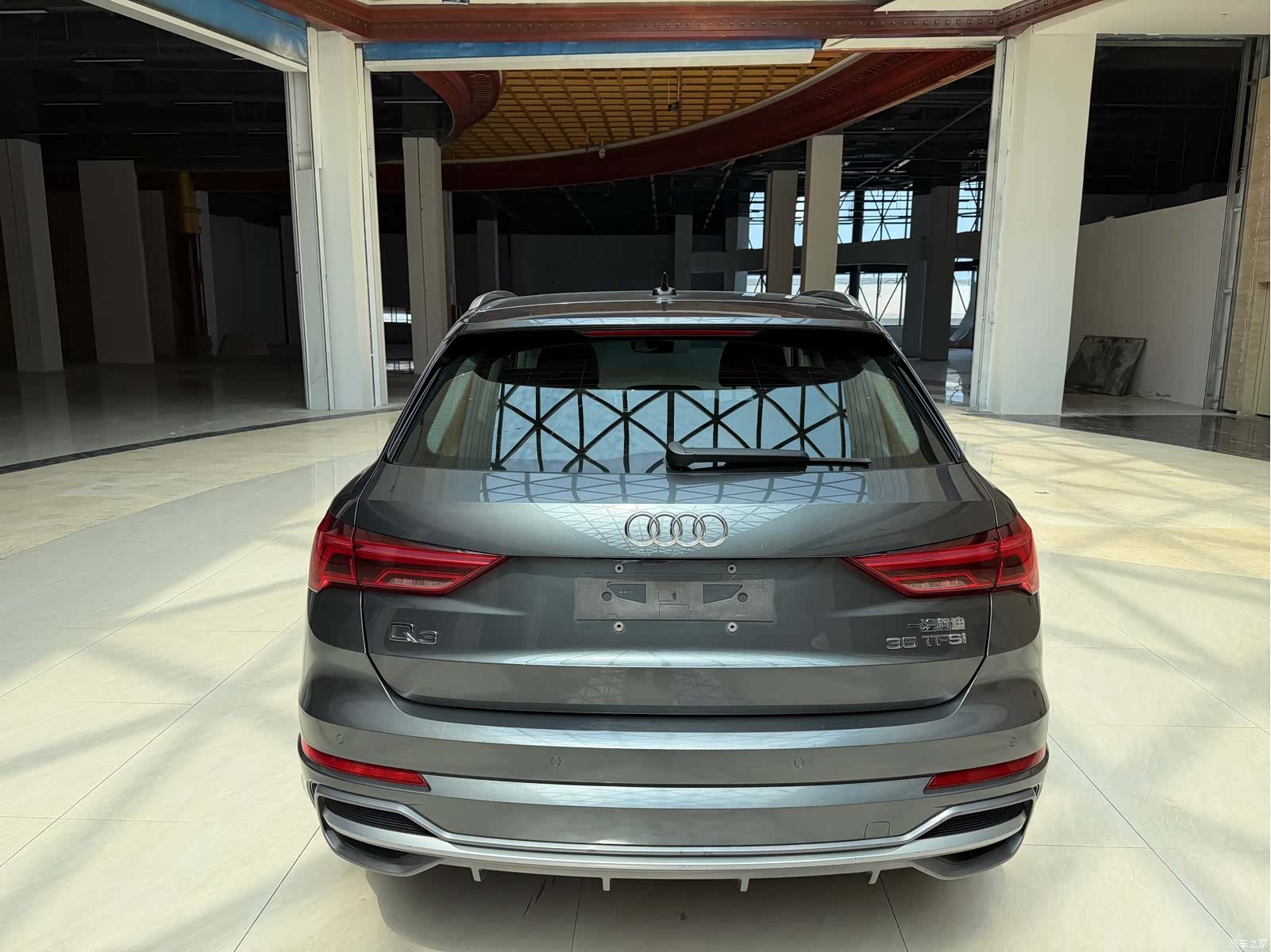 Audi Q3, 2023 4