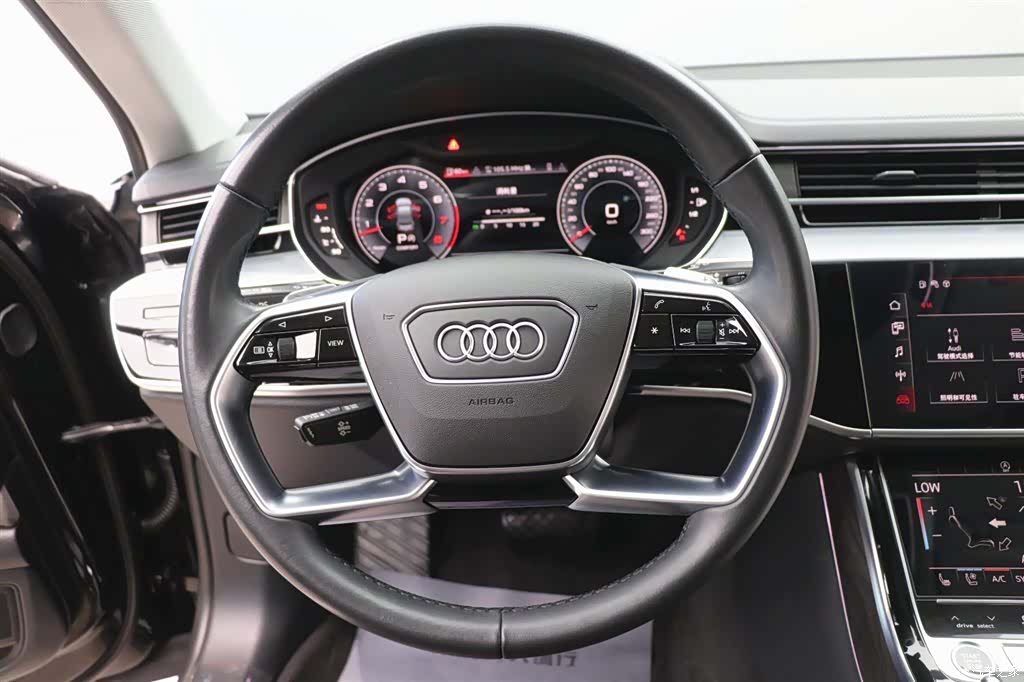 Audi A8L, 2022 15