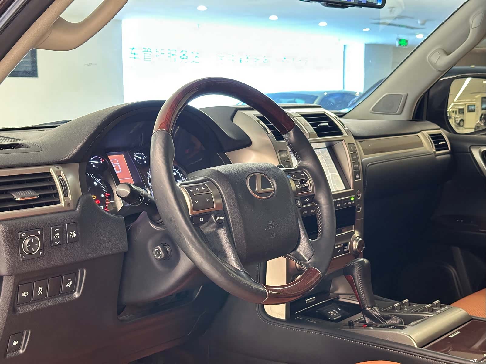 Lexus GX, 2014 10