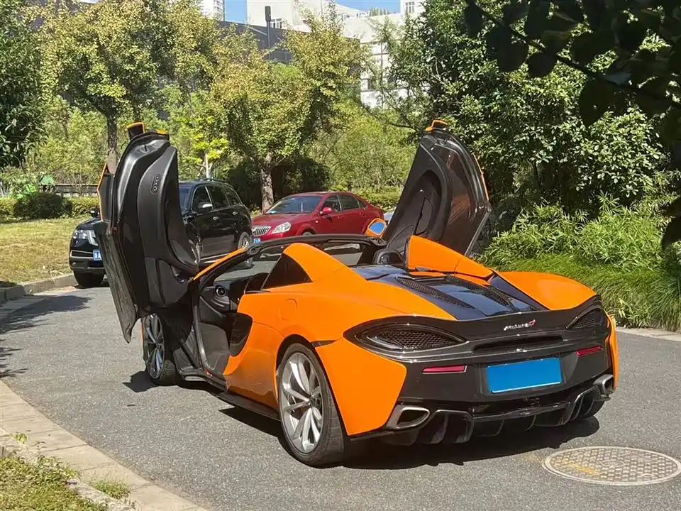 McLaren 570