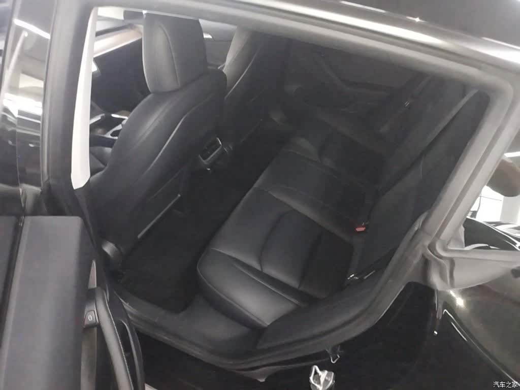 Tesla Model 3, 2021 17