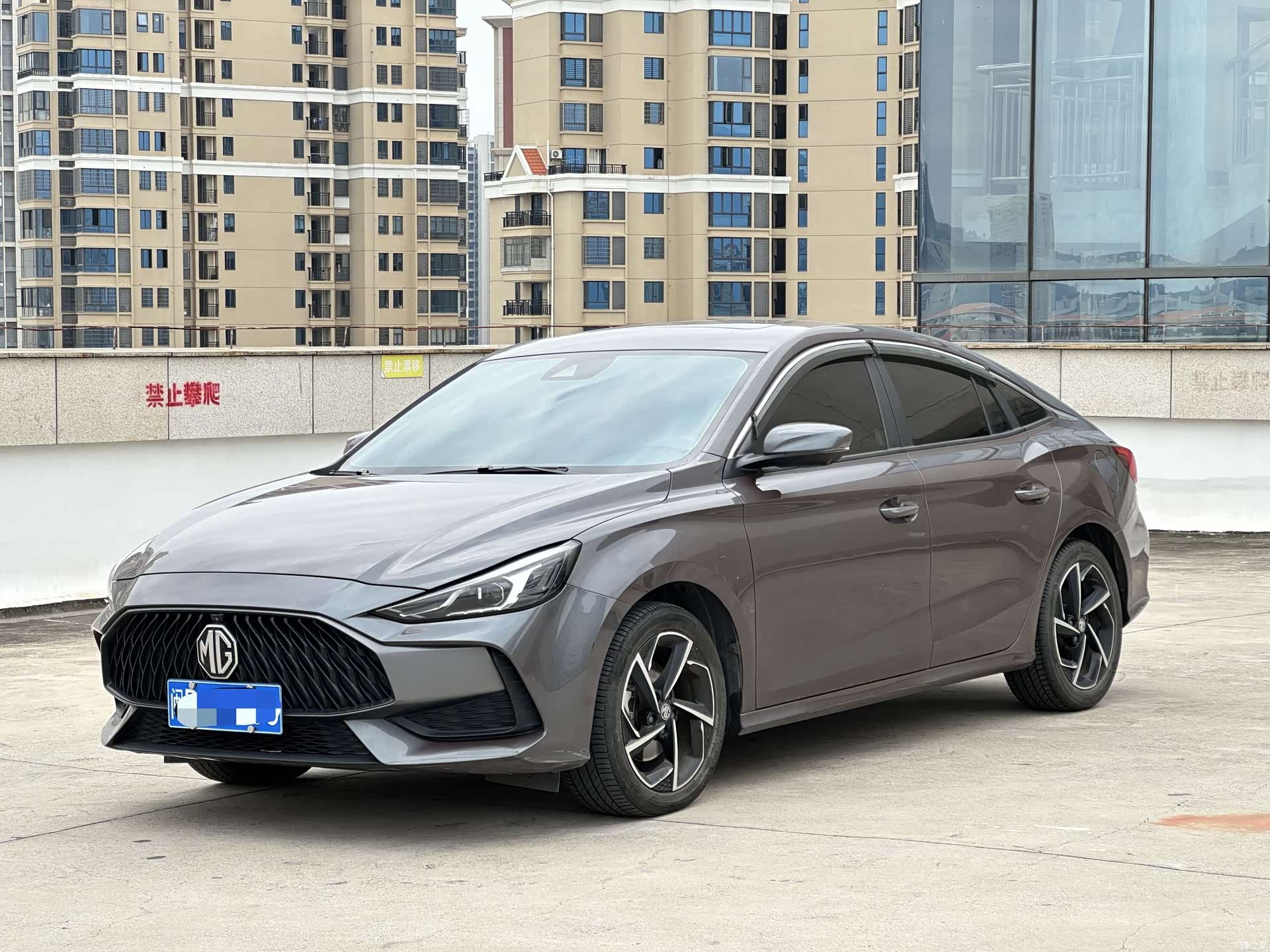 MG MG5, 2021 1