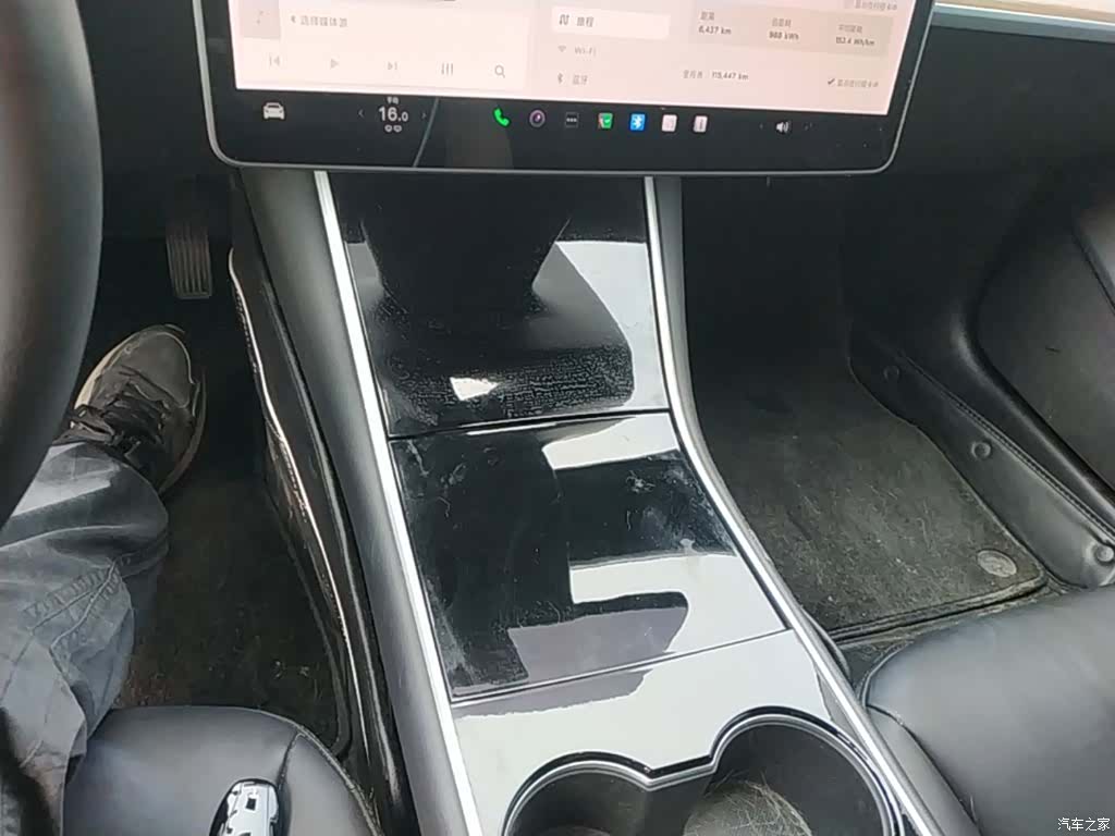 Tesla Model 3, 2020 14