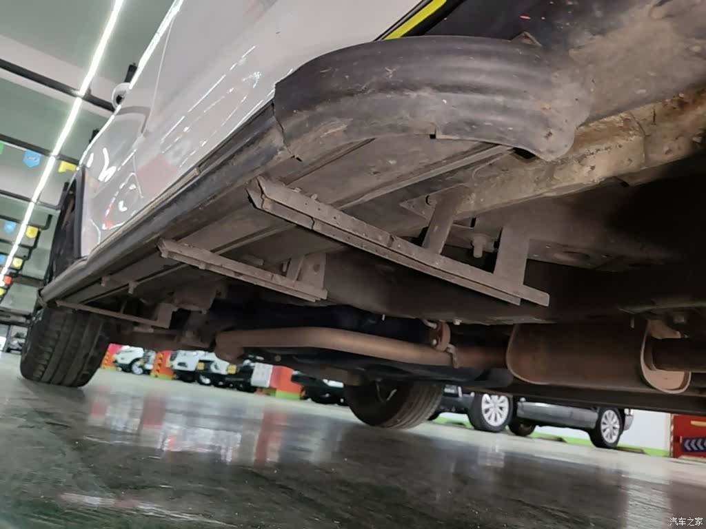 Roewe RX5, 2021 21
