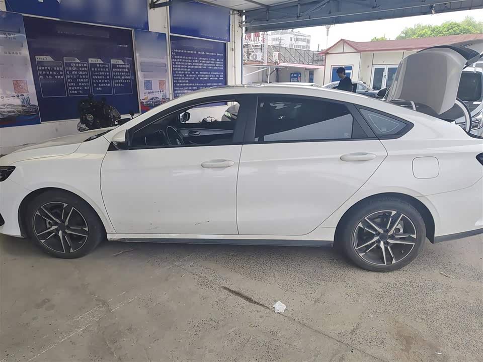 Geely Binrui Geely Binrui
