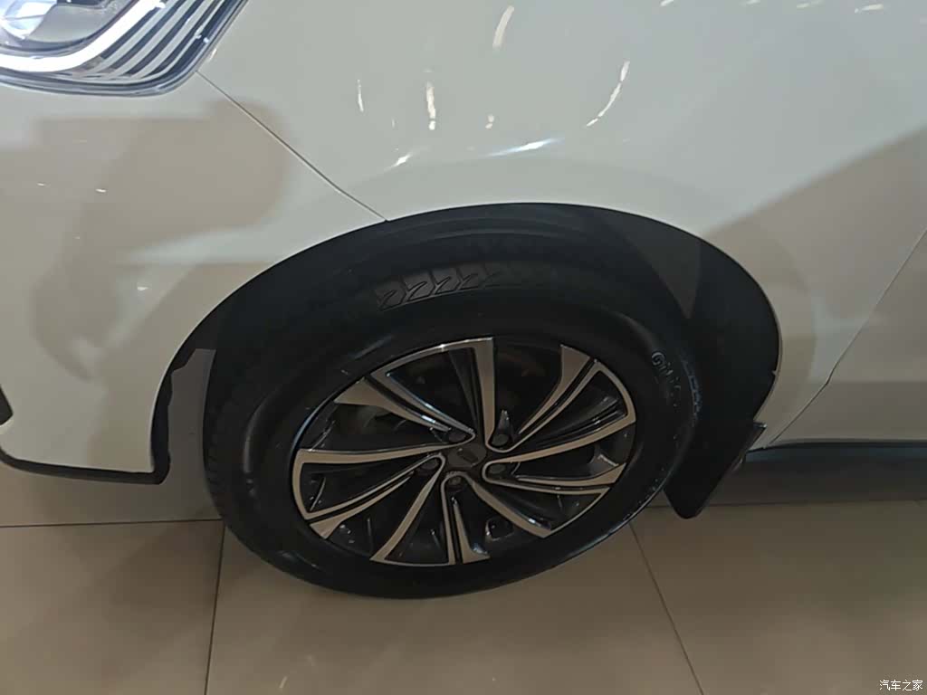 Geely X6, 2022 23