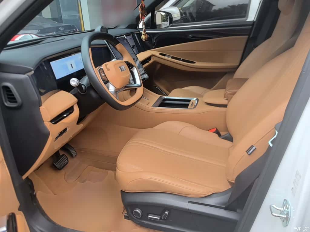 Geely Galaxy L7, 2025 15