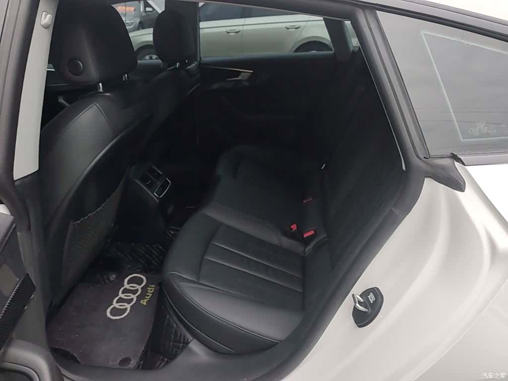 Audi A5, 2021 17