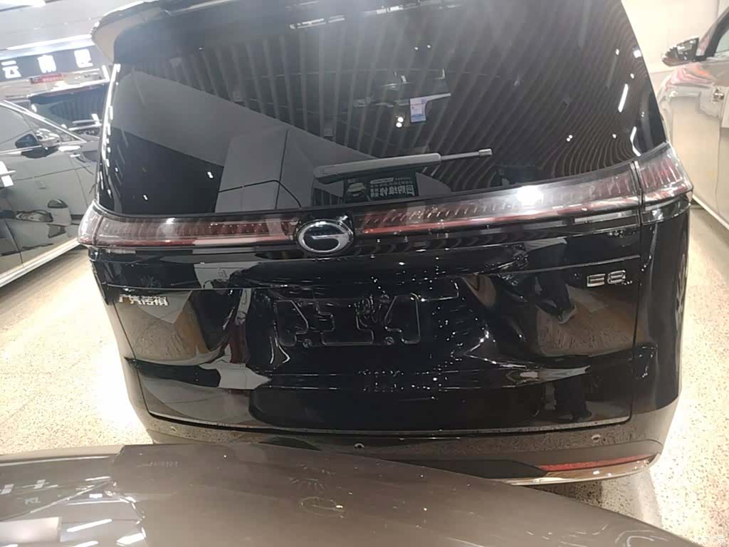Trumpchi E8, 2024 4