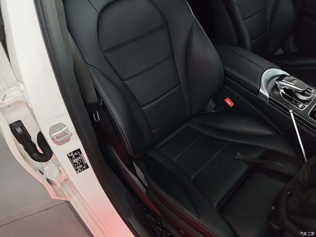 Mercedes-Benz C-Class, 2016 25