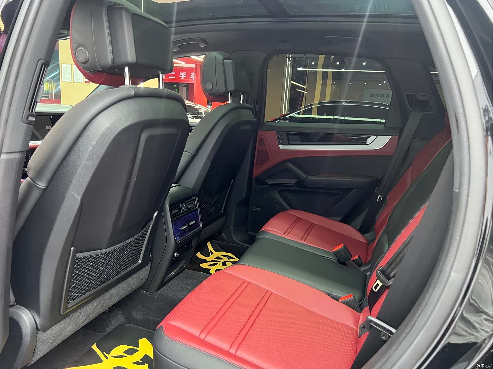 Porsche Cayenne, 2024 10