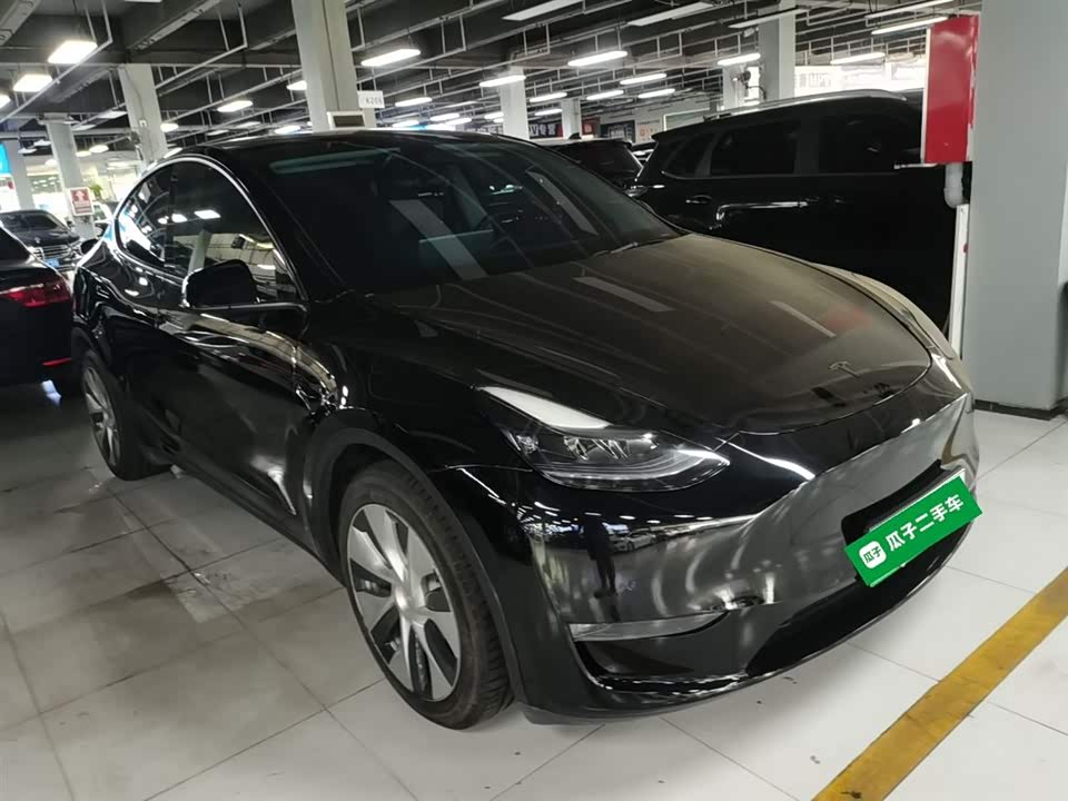 Tesla Model Y Tesla Model Y