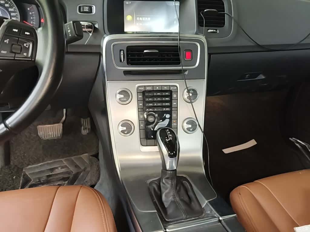 Volvo S60, 2014 13
