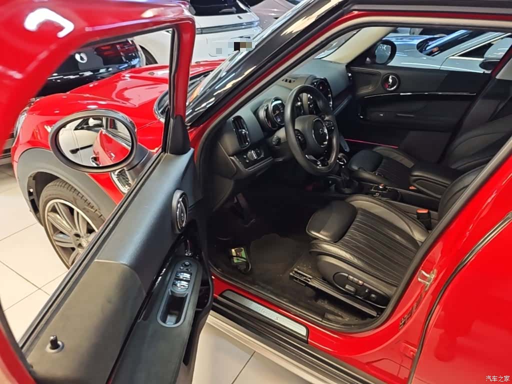 Mini Countryman, 2019 16