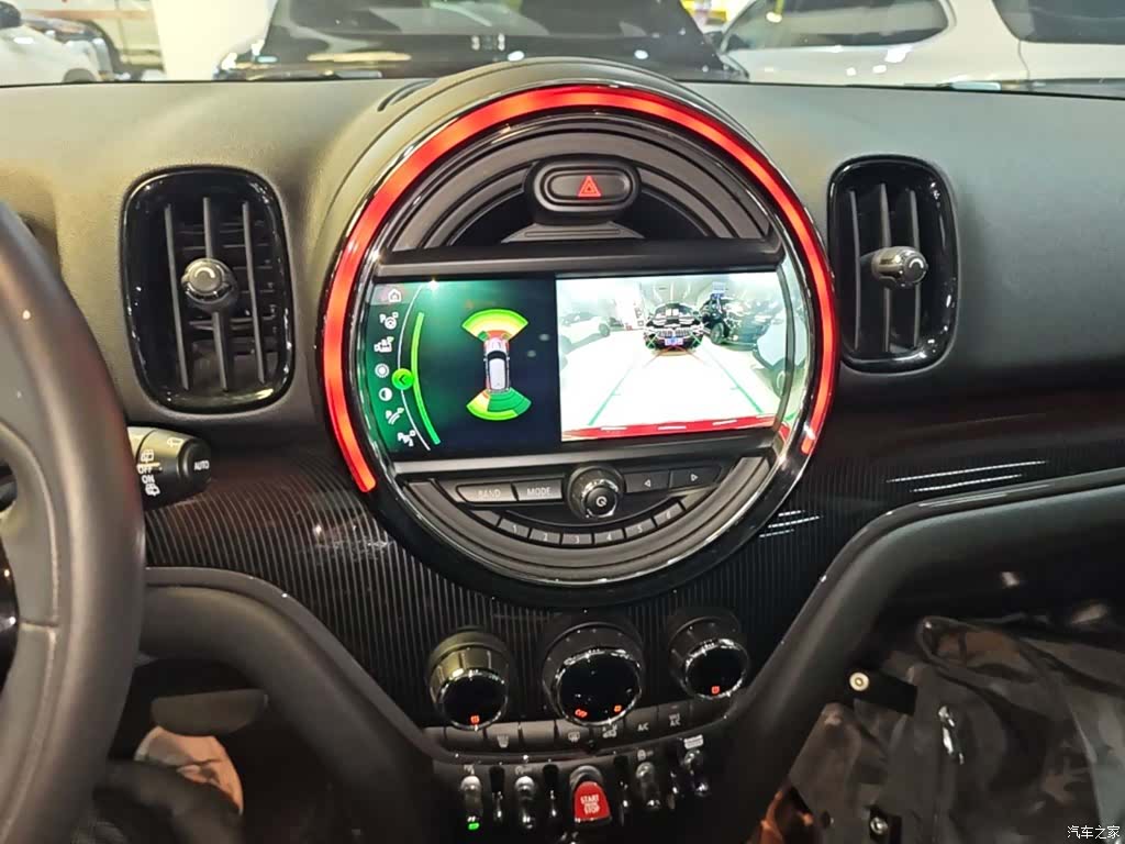 Mini Countryman, 2019 13