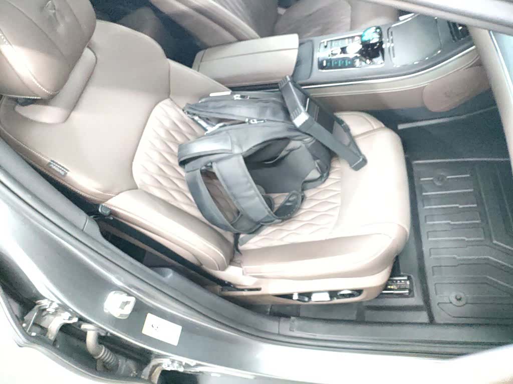 BYD Han, 2022 20