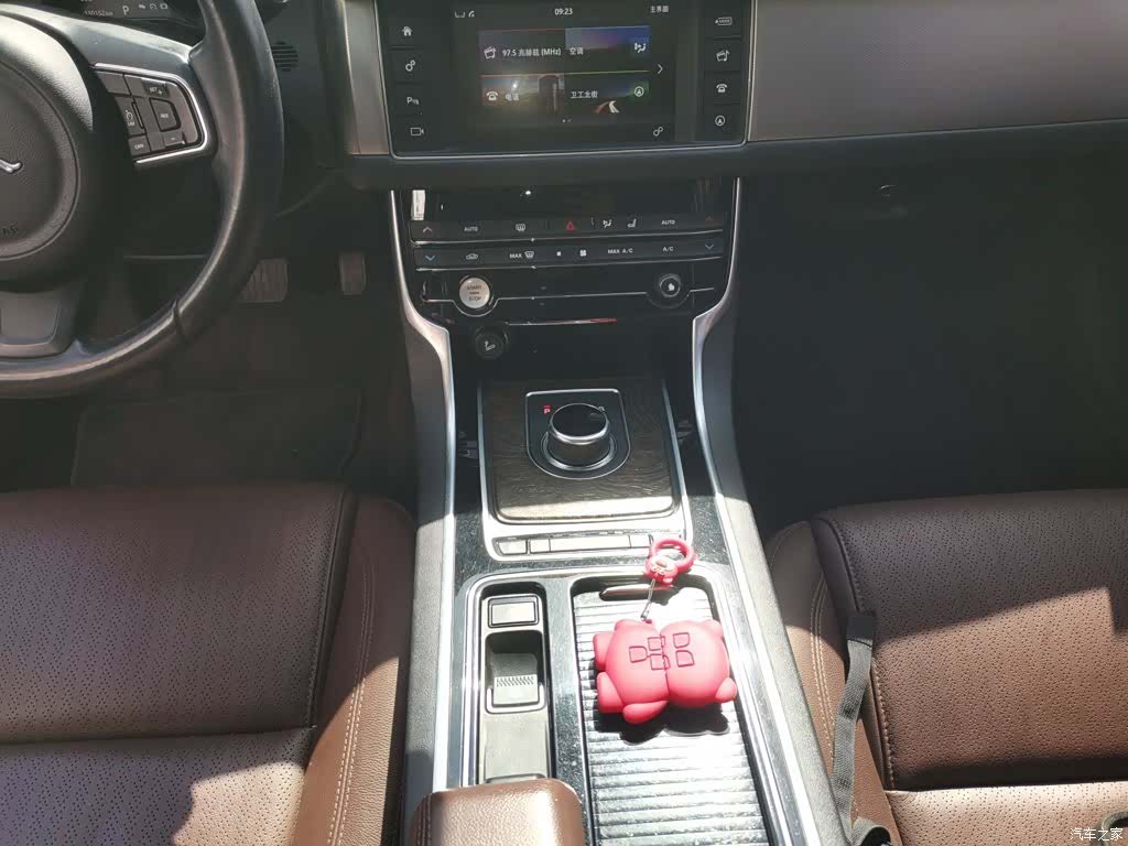 Land Rover XFL, 2017 14