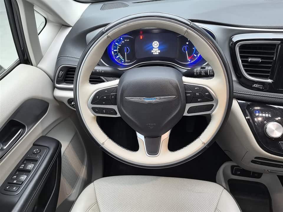 Chrysler Dajialong PHEV