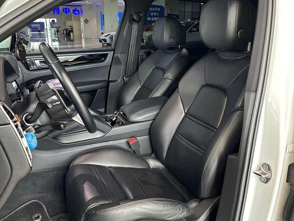 Porsche Cayenne Porsche Cayenne