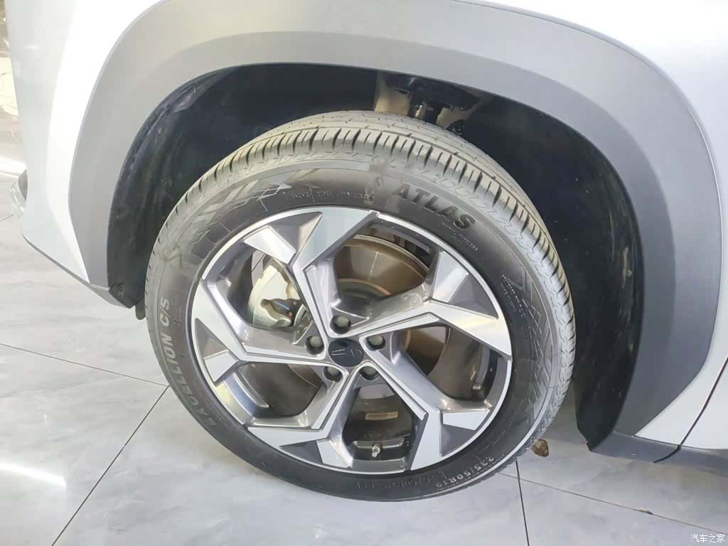Geely Boyue, 2024 23
