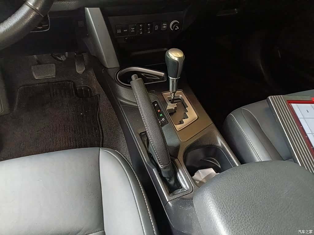 Toyota RAV4, 2016 12