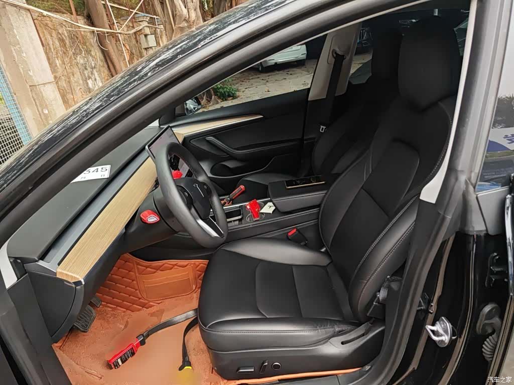 Tesla Model 3, 2023 15