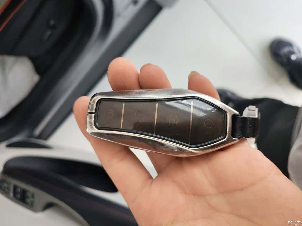 BYD Dolphin, 2022 17