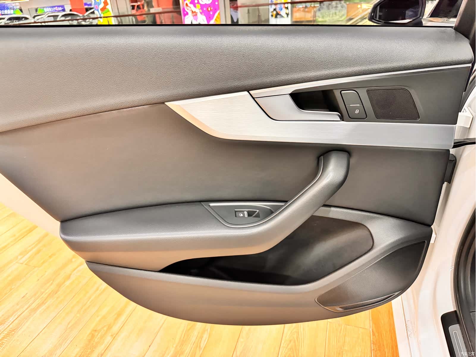 Audi A4L, 2019 14