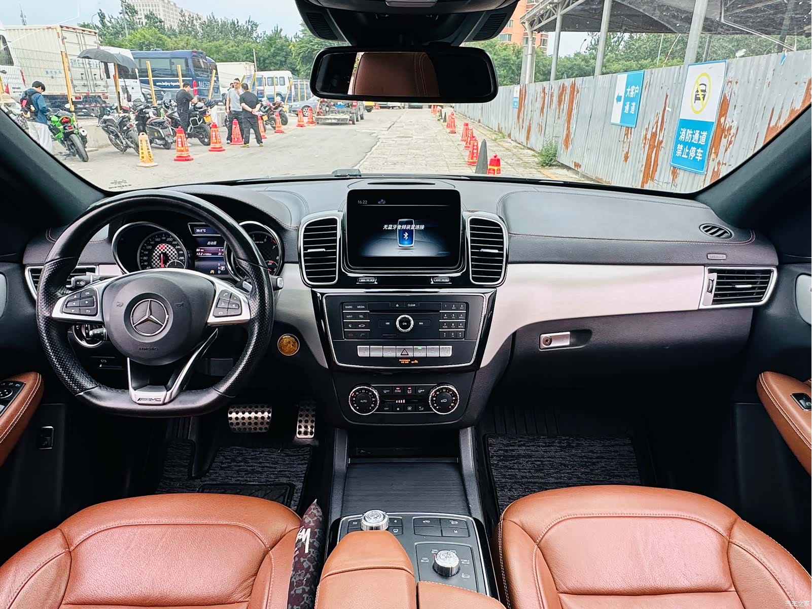 Mercedes-Benz GLE, 2019 16