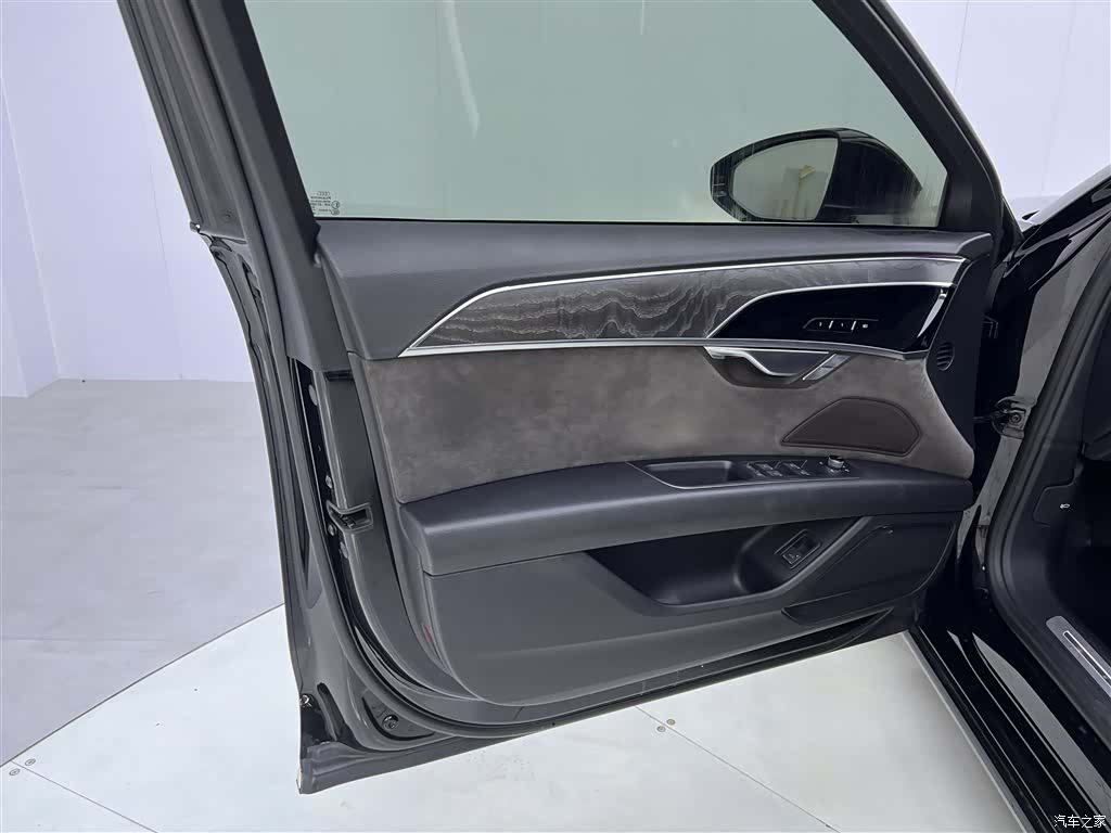 Audi A8L, 2020 18