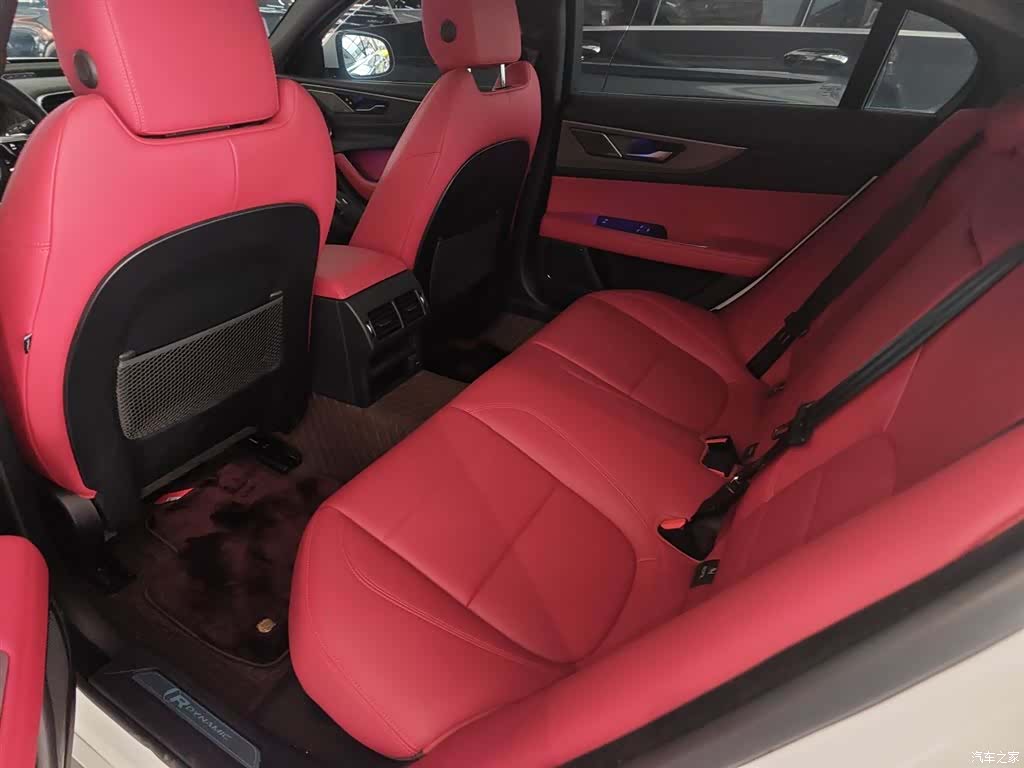 Land Rover XEL, 2024 14