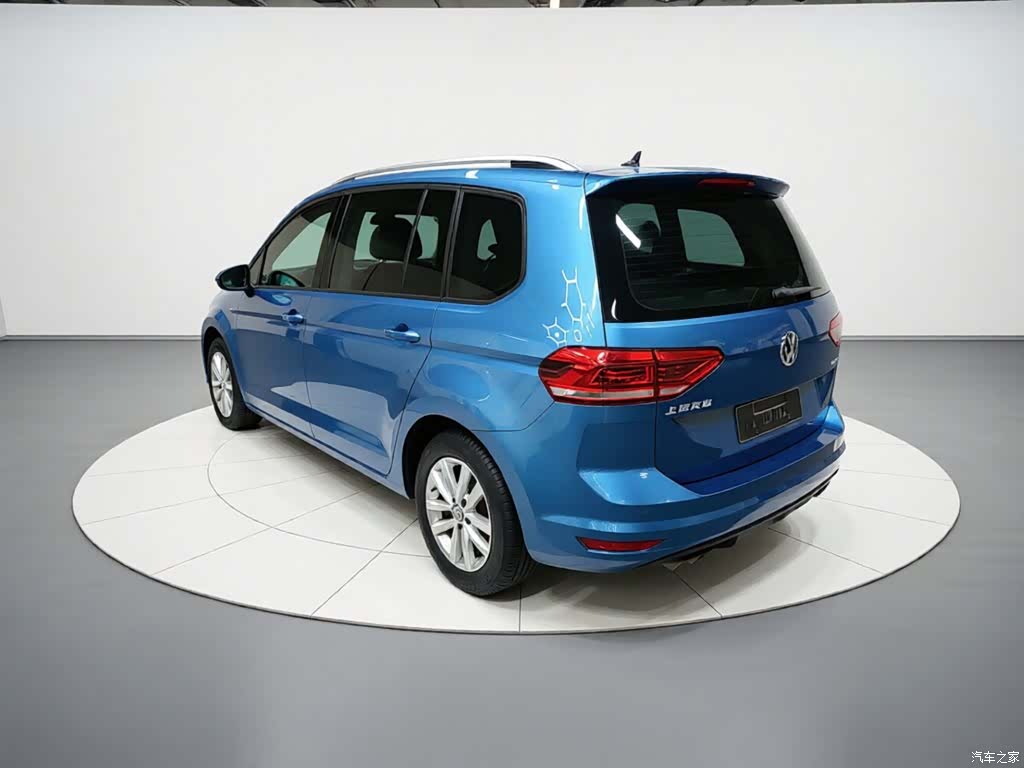 Volkswagen L, 2016 все фото