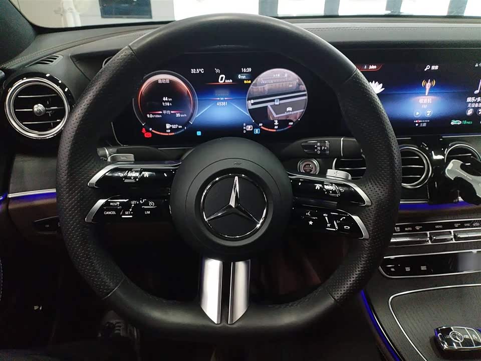 Mercedes-Benz E-class Mercedes-Benz E-class