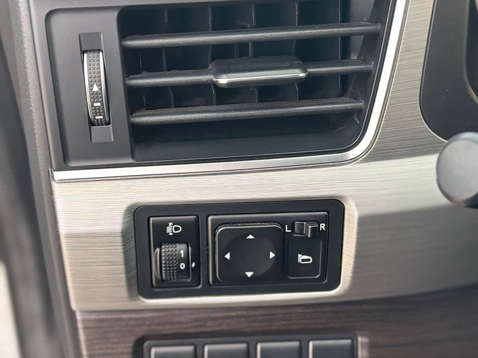 Forthing Popular SX6