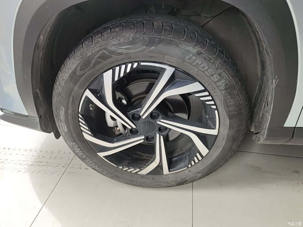 Geely Boyue, 2024 23