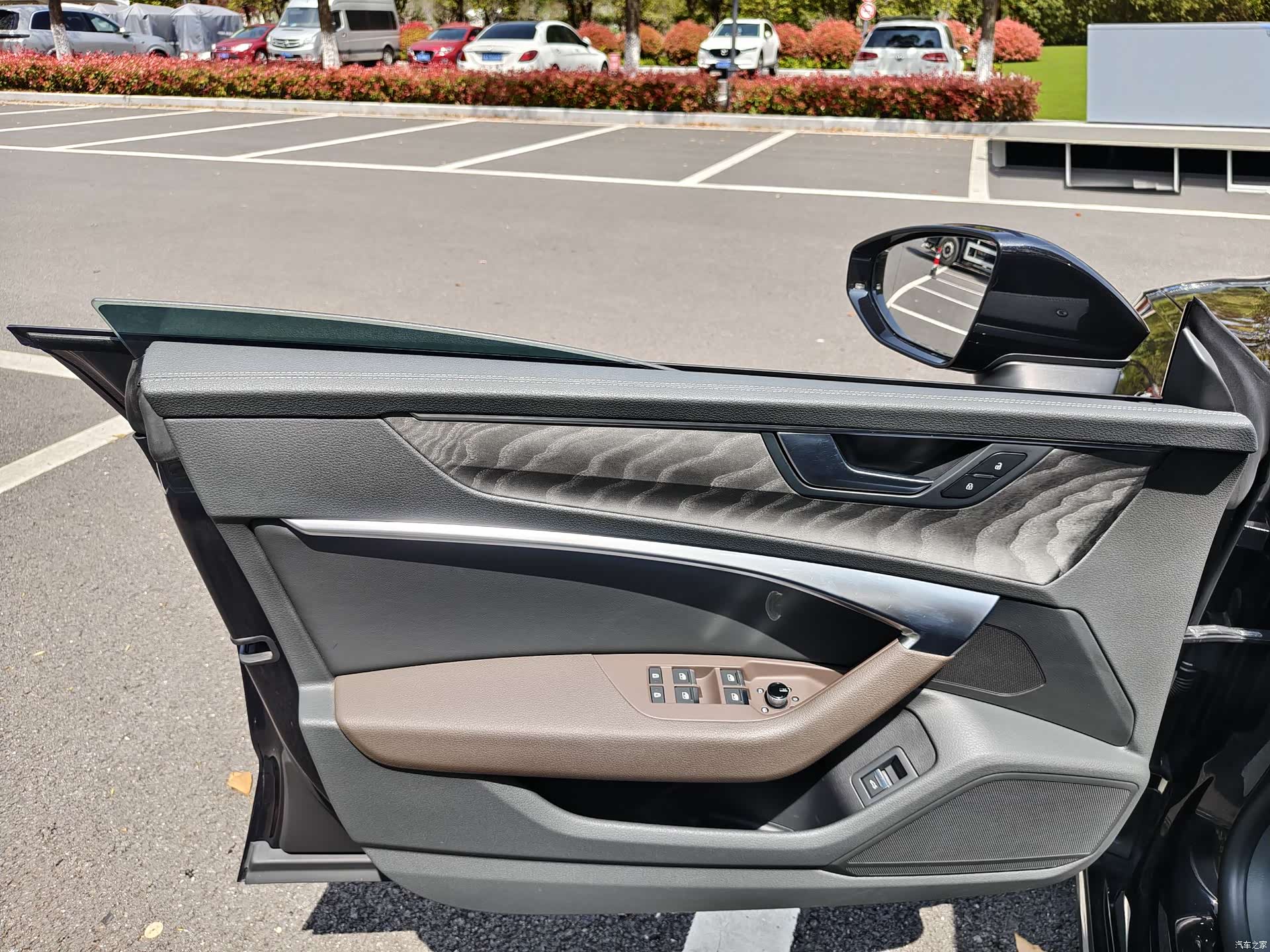 Audi A7L, 2022 24