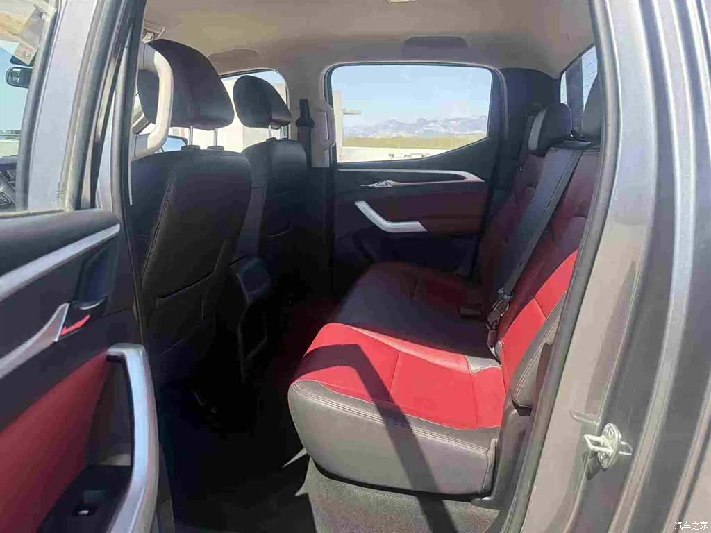Maxus T70, 2023 6
