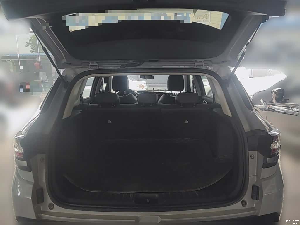 DongFeng AX7, 2023 10