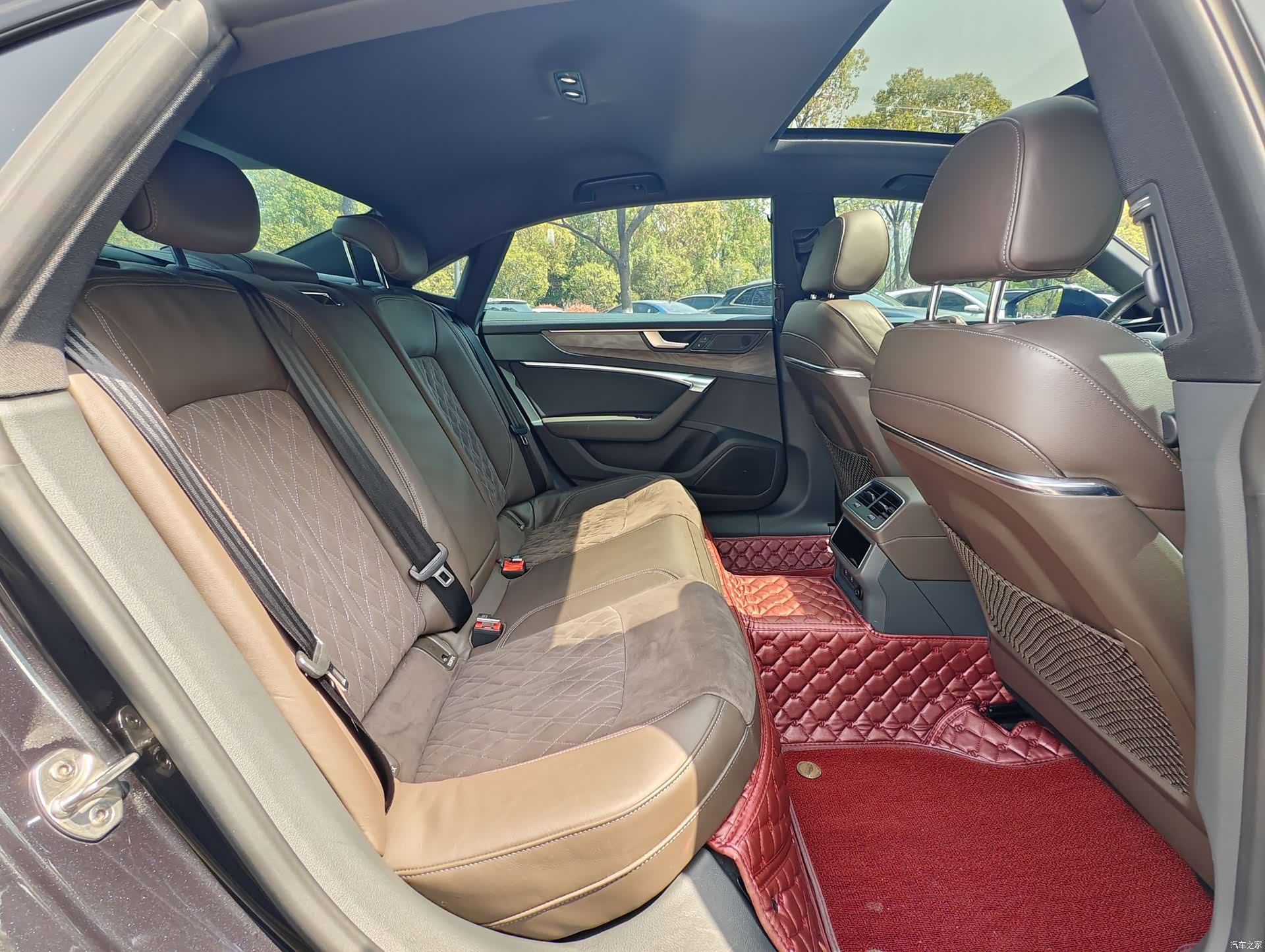 Audi A7L, 2022 12