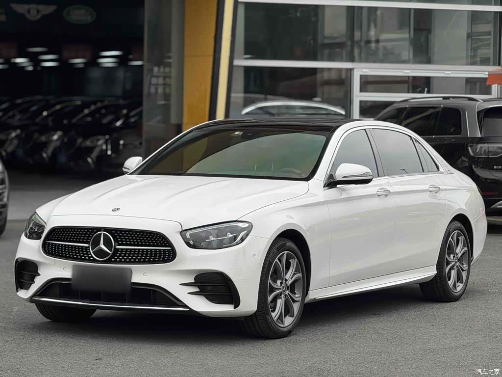 Mercedes-Benz E-Class, 2022 1