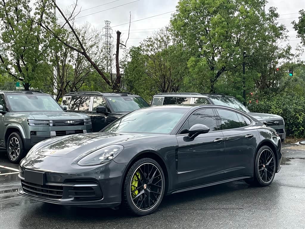 Porsche Panamera