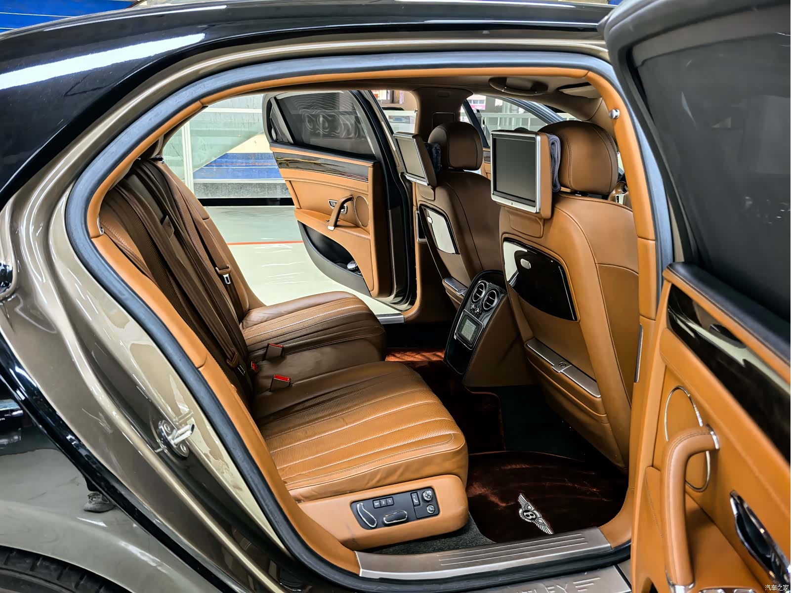Bentley Flying Spur, 2014 10