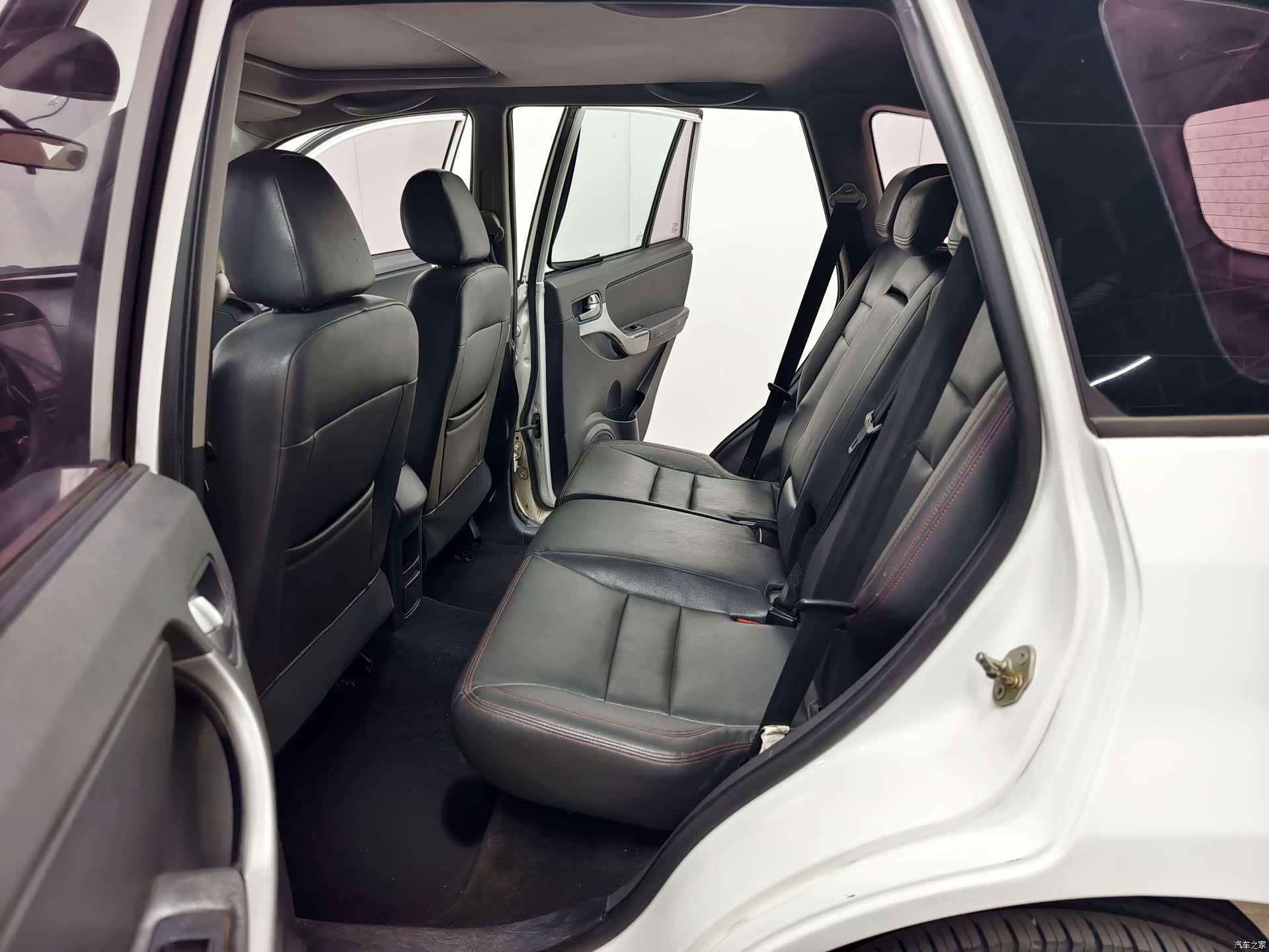 Chery 3, 2015 13