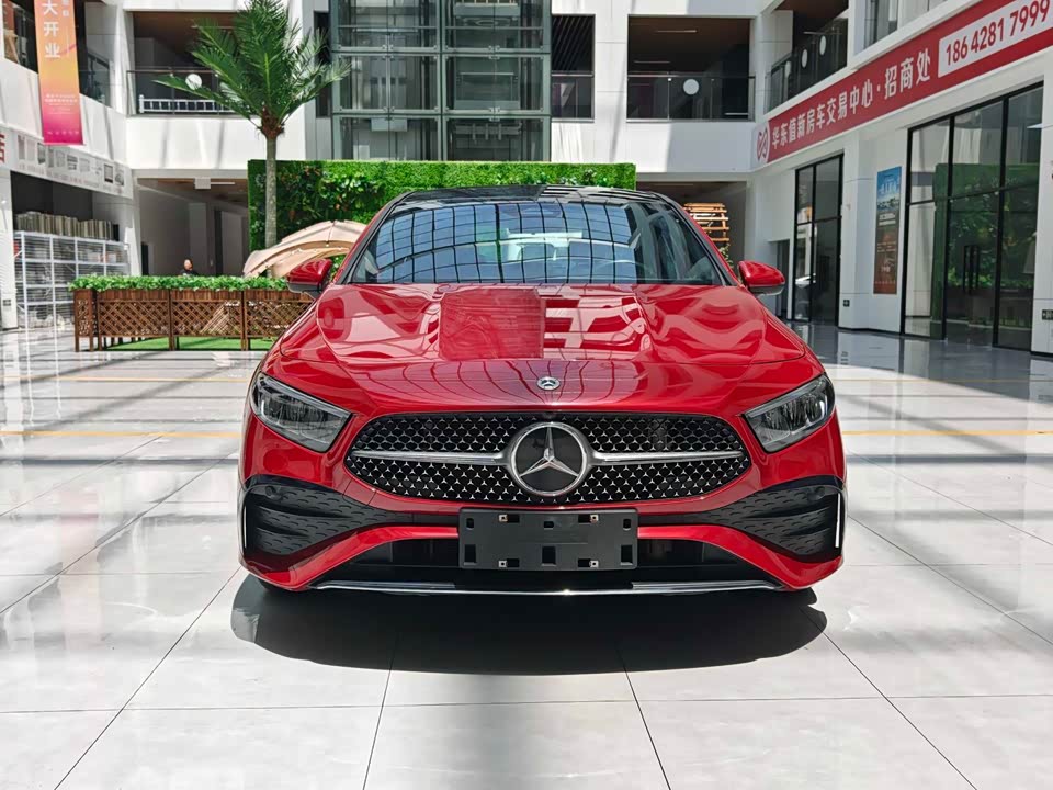 Mercedes-Benz Class A Mercedes-Benz Class A