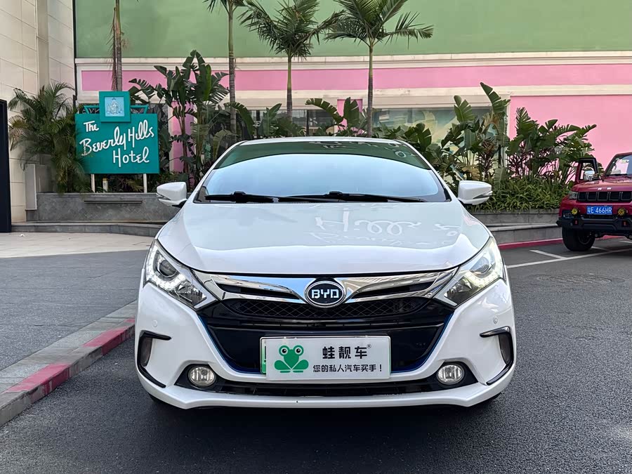 BYD Qin New Energy 2016, фото 2